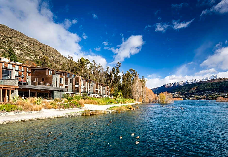 Hilton Queenstown Resort and Spa exterior
